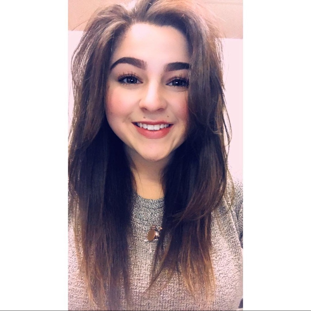 Meet your Posher, Melanie